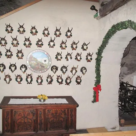 Burg Biedenegg- Pach By Interhome